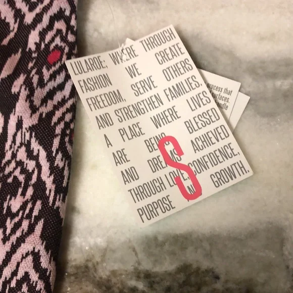 Small Lularoe Cassie pencil skirt NWT - Picture 5 of 7